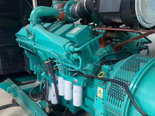 德州更换100kW柴油发电机组机油时，需要注意哪些事项？